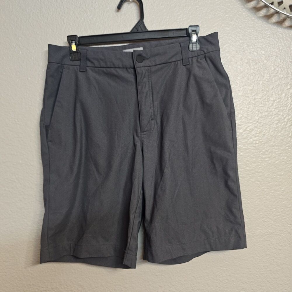 VRST Men’s Gray Performance Golf Shorts Size 32 Stretch Lightweight Casual U414